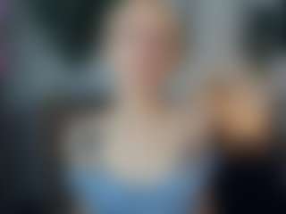 ElenoraMowatt's Live Sex Cam Show