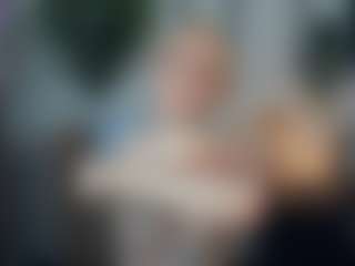 ElenoraMowatt's Live Sex Cam Show