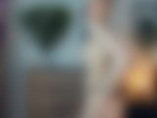 Live cam show with ElenoraMowatt - Small Tits on madthumbs