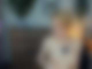 ElenoraMowatt's Live Sex Cam Show