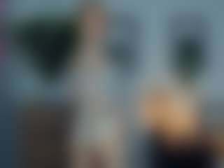 ElenoraMowatt's Live Sex Cam Show