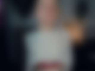 ElenoraMowatt's Live Sex Cam Show