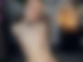 ElenoraMowatt's Live Sex Cam Show