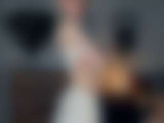 ElenoraMowatt's Live Sex Cam Show