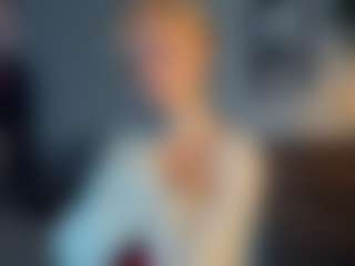 ElenoraMowatt's Live Sex Cam Show