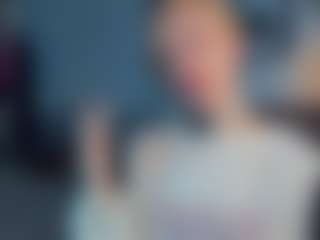 ElenoraMowatt's Live Sex Cam Show