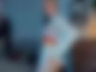 ElenoraMowatt's Live Sex Cam Show