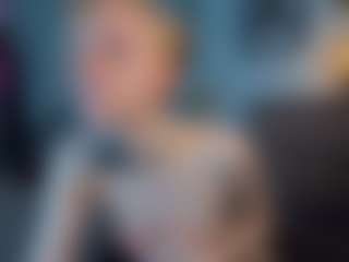 ElenoraMowatt's Live Sex Cam Show