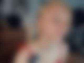 ElenoraMowatt's Live Sex Cam Show