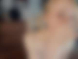 ElenoraMowatt's Live Sex Cam Show