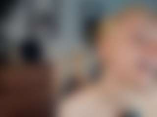 Live cam show with ElenoraMowatt - Fingering on Camsoda
