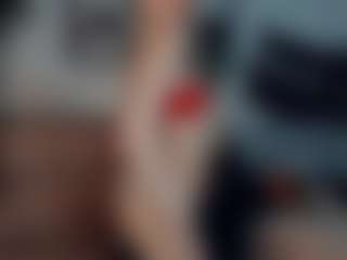 Live cam show with ElenoraMowatt - Moaning on thefappeningchat.com