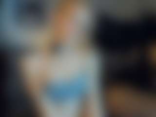 Live cam show with ElenoraMowatt - Skinny on milfzrlive.com