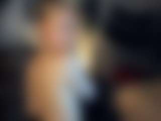 ElenoraMowatt's Live Sex Cam Show