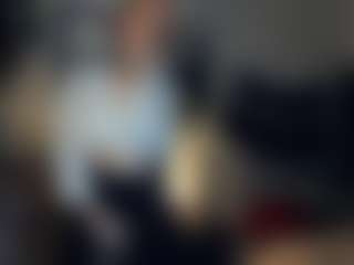 ElenoraMowatt's Live Sex Cam Show