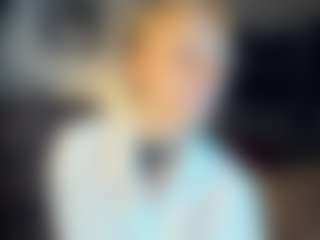 ElenoraMowatt's Live Sex Cam Show