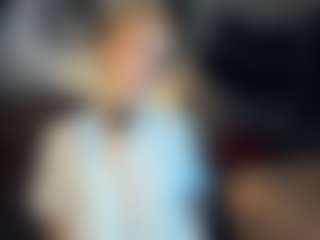 ElenoraMowatt's Live Sex Cam Show