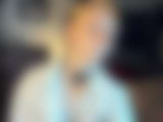 ElenoraMowatt's Live Sex Cam Show
