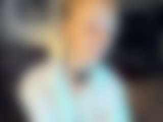 ElenoraMowatt's Live Sex Cam Show