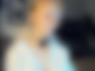 ElenoraMowatt's Live Sex Cam Show