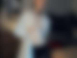 ElenoraMowatt's Live Sex Cam Show