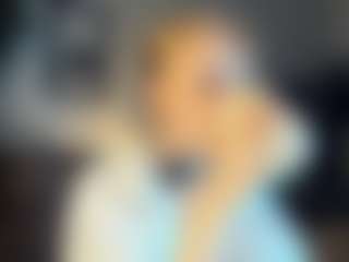 ElenoraMowatt's Live Sex Cam Show