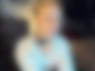 ElenoraMowatt's Live Sex Cam Show