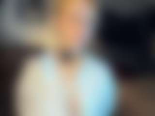 ElenoraMowatt's Live Sex Cam Show