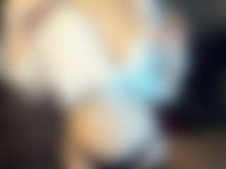ElenoraMowatt's Live Sex Cam Show