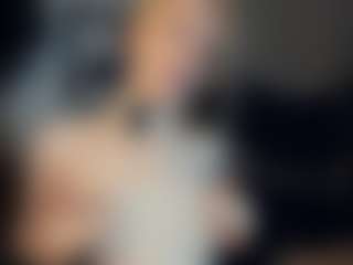 ElenoraMowatt's Live Sex Cam Show