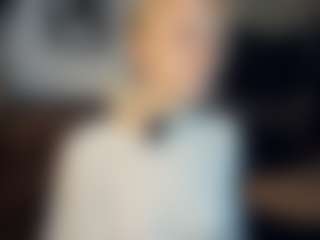ElenoraMowatt's Live Sex Cam Show