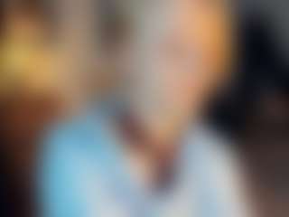 ElenoraMowatt's Live Sex Cam Show