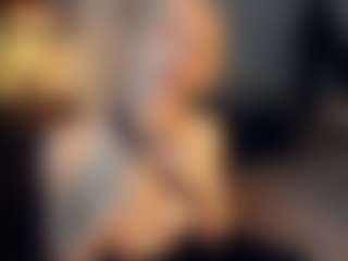 Live cam show with ElenoraMowatt - Skinny on Camsoda