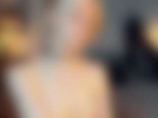 ElenoraMowatt's Live Sex Cam Show