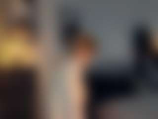 ElenoraMowatt's Live Sex Cam Show