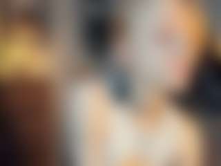 ElenoraMowatt's Live Sex Cam Show