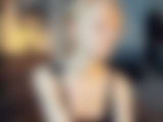 Live cam show with ElenoraMowatt - Blonde Hair on Camsoda