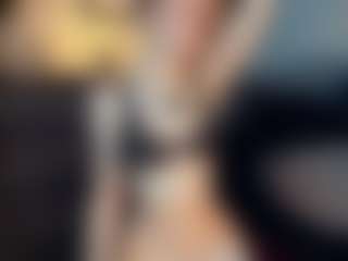 Live cam show with ElenoraMowatt - Teen (18+) on Camsoda