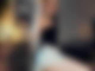Live cam show with ElenoraMowatt - Brown Eyes Blonde Hair on Camsoda
