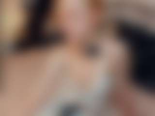 ElenoraMowatt's Live Sex Cam Show