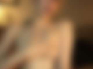 ElenoraMowatt's Live Sex Cam Show