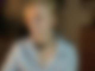 Live cam show with ElenoraMowatt - Teen (18+) on Livezox