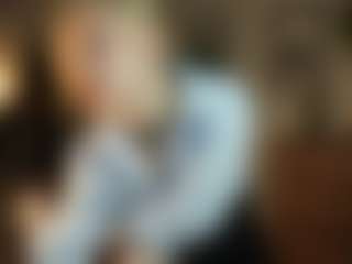 ElenoraMowatt's Live Sex Cam Show