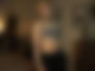 ElenoraMowatt's Live Sex Cam Show