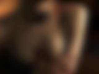 ElenoraMowatt's Live Sex Cam Show