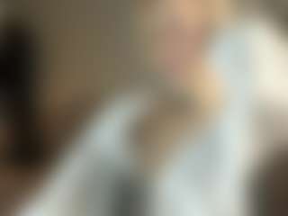 ElenoraMowatt's Live Sex Cam Show