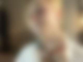 Live cam show with ElenoraMowatt - Tattoos Blonde Hair on fapnchat