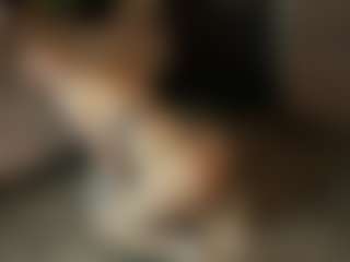 ElenoraMowatt's Live Sex Cam Show