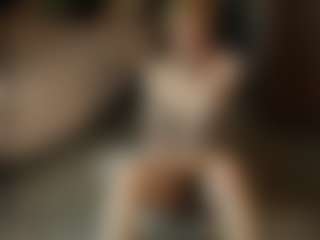 ElenoraMowatt's Live Sex Cam Show