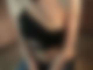ElenoraMowatt's Live Sex Cam Show